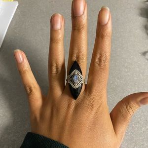 Black onyx ring